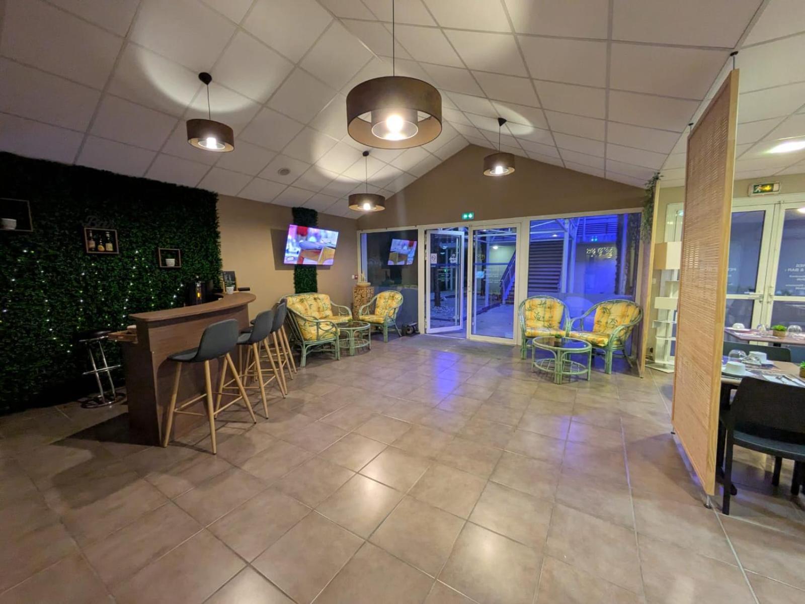 Hotel L'Oceane Angers Parc Expo 安茹地区韦里耶尔 外观 照片