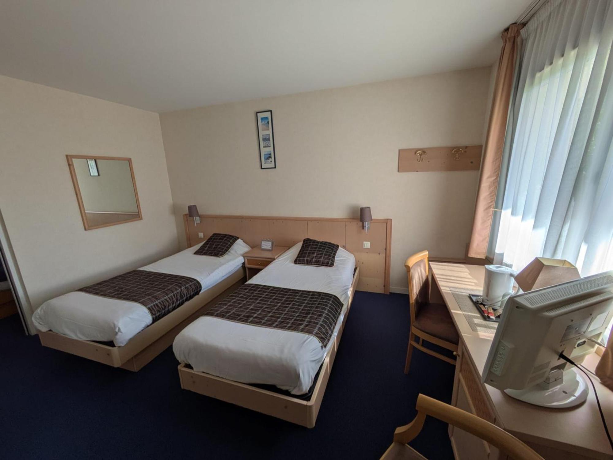 Hotel L'Oceane Angers Parc Expo 安茹地区韦里耶尔 外观 照片