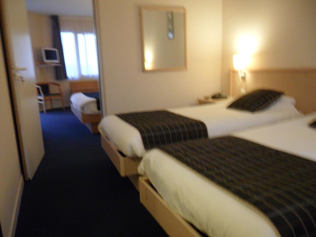 Hotel L'Oceane Angers Parc Expo 安茹地区韦里耶尔 外观 照片